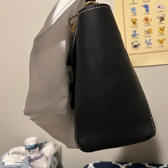 Coach Courier Carryall Glovetanned Leather Top Handle Bag
See pics! Beauty - Picture 9 of 14